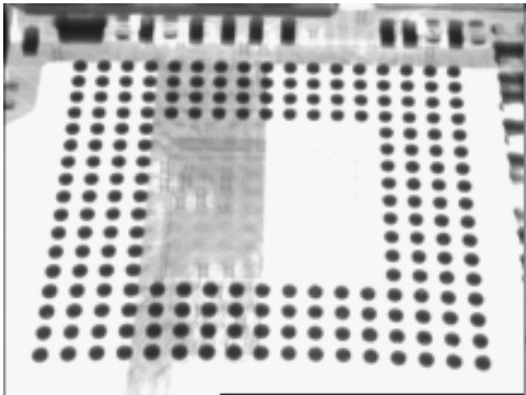 倾斜后观察到的CPU 焊点的X－ray照片