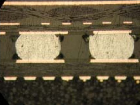 CPU器件正常焊点的典型金相照片